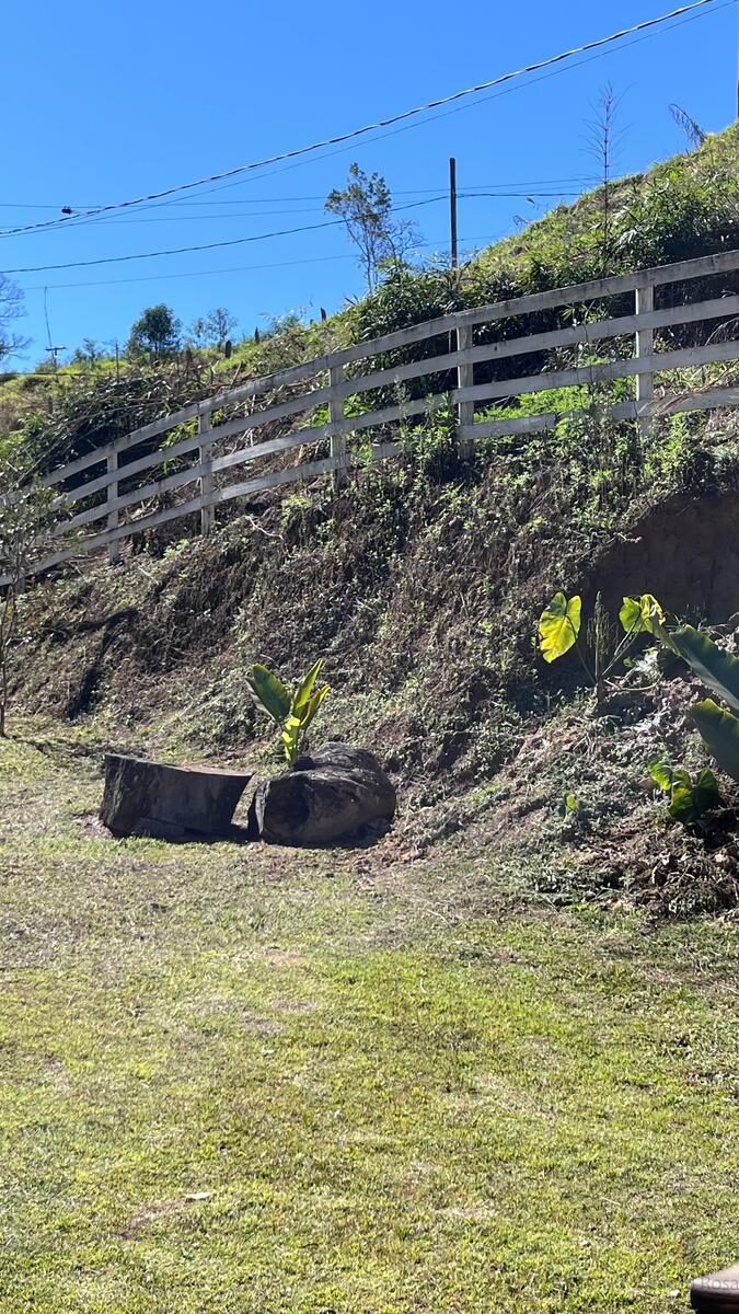 Foto 3 de Chácara de 110 m² em terreno de 2.500 m² no Biguá
