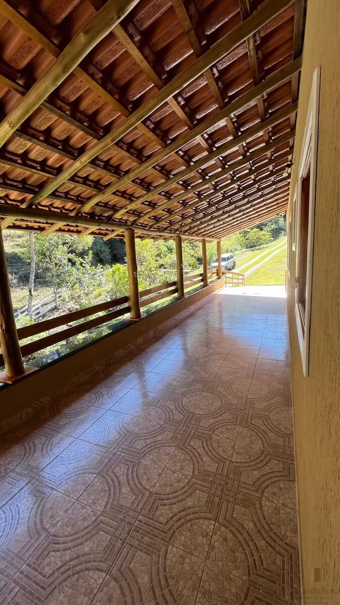 Foto 5 de Chácara de 110 m² em terreno de 2.500 m² no Biguá