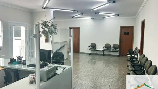Foto 1 de Sala comercial de 58 m² montada para área da saúde, BPS