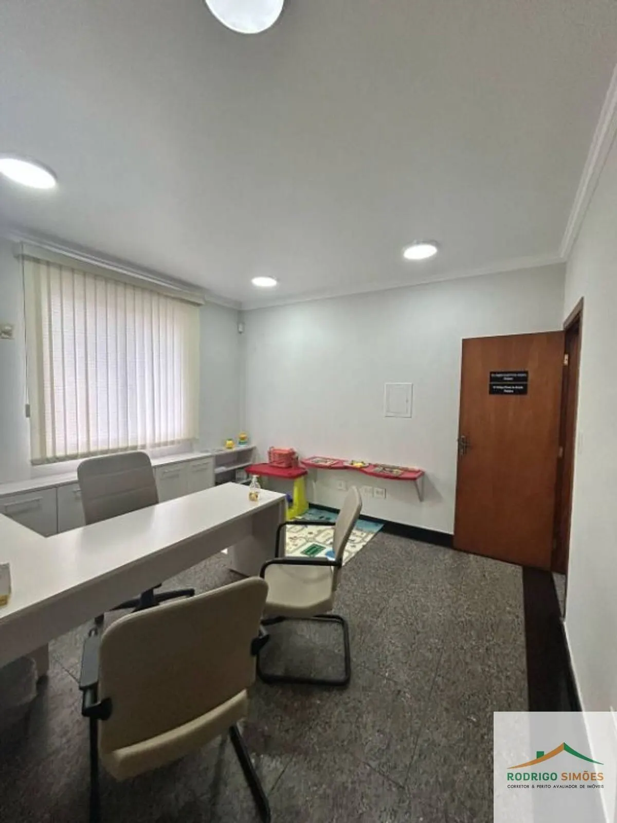 Foto 6 de Sala comercial de 58 m² montada para área da saúde, BPS