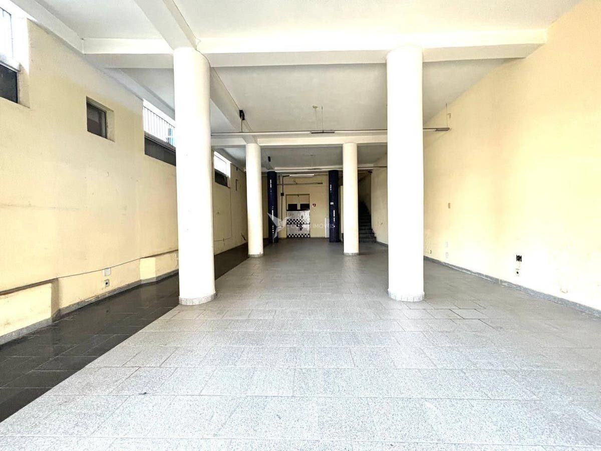 Foto 2 de Salão comercial de 367 m² com sobreloja e 2 salas de escritório, Centro