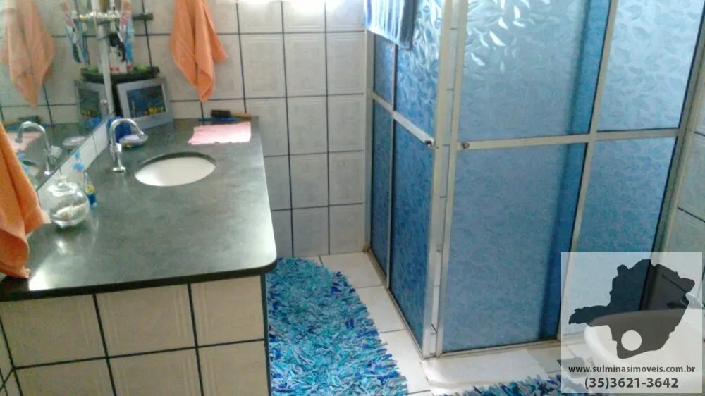 Foto 8 de Sítio com casa de 4 quartos, pomar, lareira e mina d'água, Nações