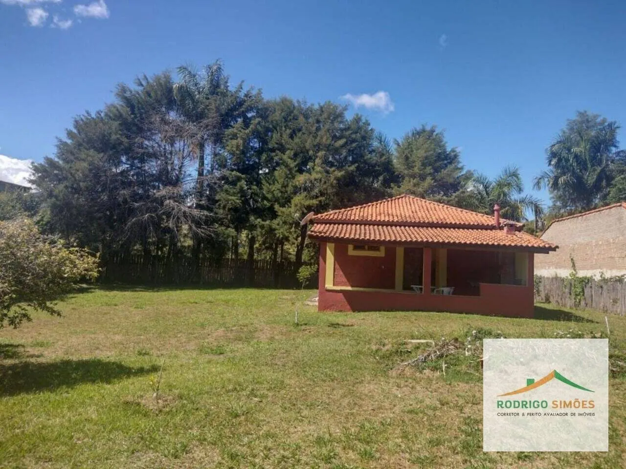 Foto 2 de Sítio de 1.000 m² com casa de 3 quartos e poço artesiano, Coito