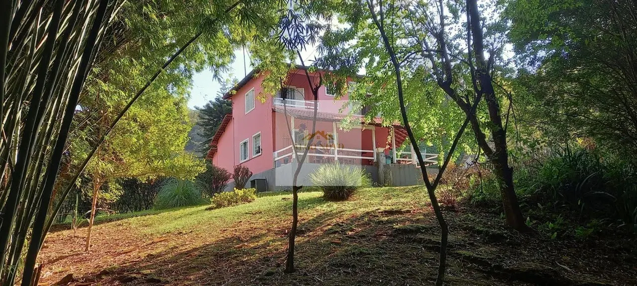 Foto 4 de Sítio de 10.000 m² com casa sede de 5 quartos, casa de hóspedes e rio aos fundos, São Pedro