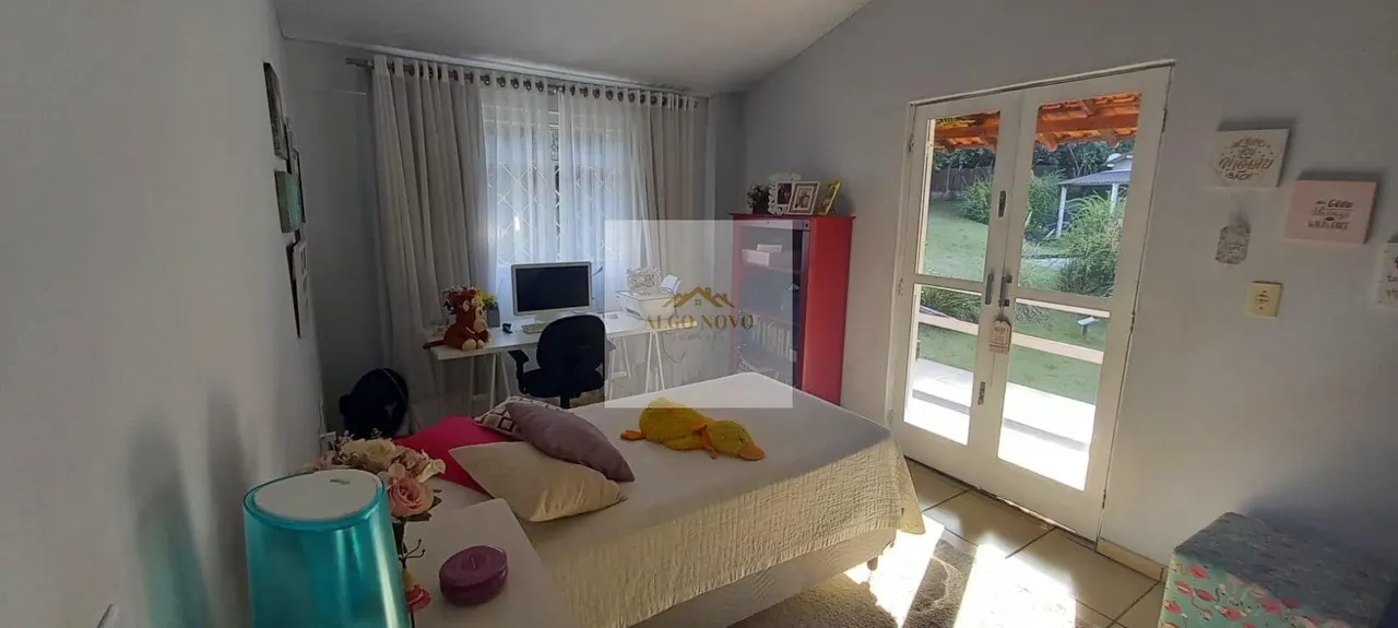 Foto 6 de Sítio de 10.000 m² com casa sede de 5 quartos, casa de hóspedes e rio aos fundos, São Pedro