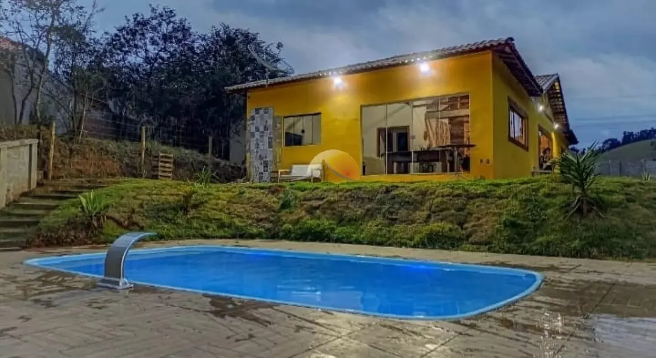 Foto 2 de Sítio de 4 quartos (1 suíte) com piscina e espaço gourmet, Juru