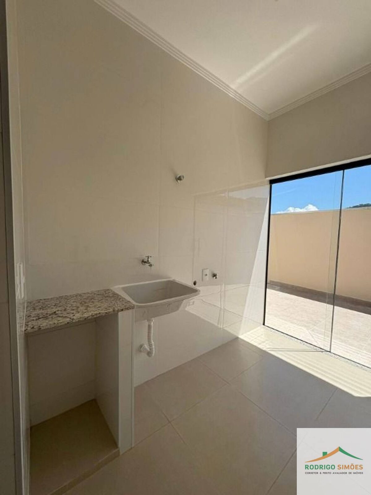Foto 3 de Casa nova de 3 quartos no Vale das Hortênsias