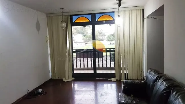 Foto 1 de Sobrado com suíte, escritório e garagem para 5 carros, São Vicente