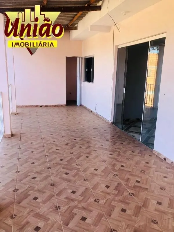 Foto 3 de Sobrado de 2 quartos com sacada e quintal para 5 carros, Novo Horizonte