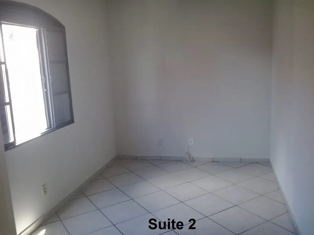 Foto 3 de Sobrado de 2 suítes com 4 salas no pavimento inferior, Boa Vista