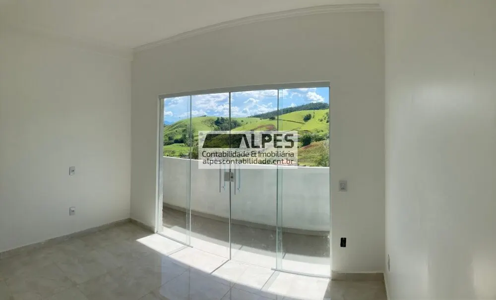 Foto 3 de Sobrado de 3 quartos (1 suíte) com varanda gourmet e vista, Capetinga