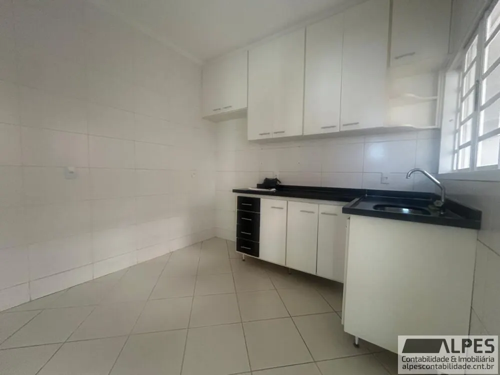 Foto 3 de Sobrado de 3 quartos (1 suíte) com churrasqueira, Medicina