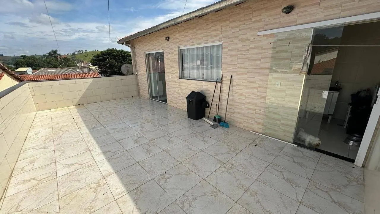 Foto 3 de Sobrado de 3 quartos com varanda e churrasqueira, Boa Vista