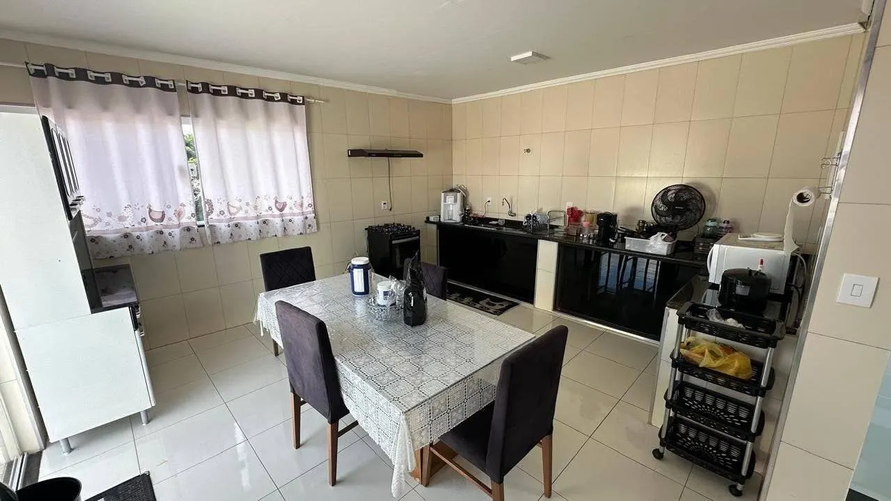 Foto 4 de Sobrado de 3 quartos com varanda e churrasqueira, Boa Vista