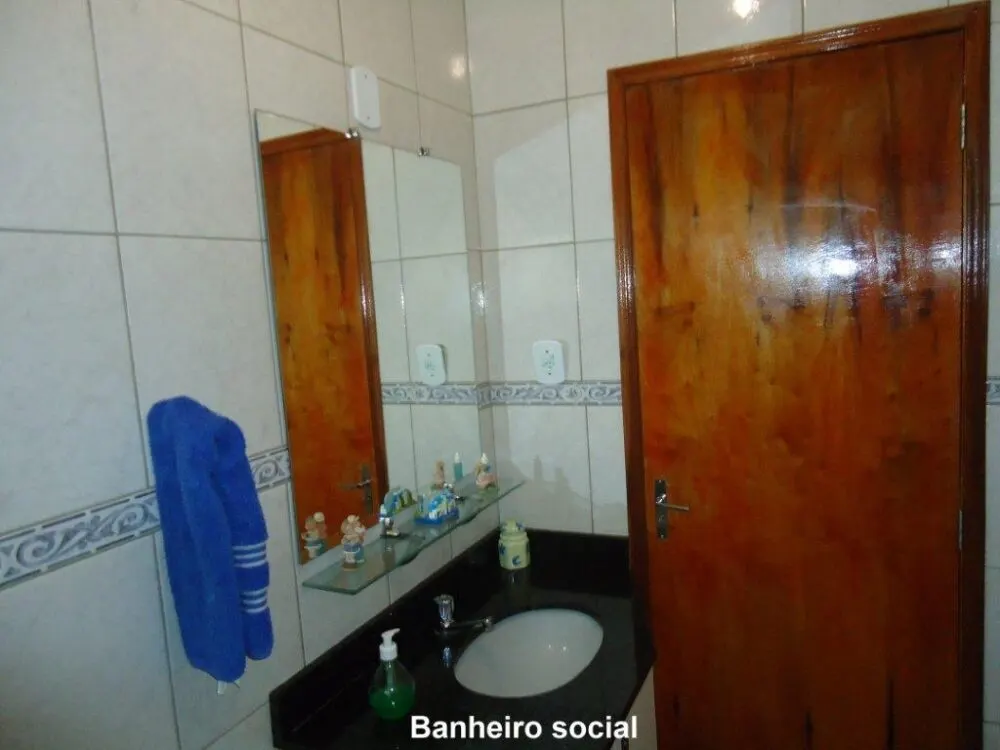 Foto 6 de Sobrado de 3 quartos (1 suíte) com terraço e churrasqueira, Morro Chic