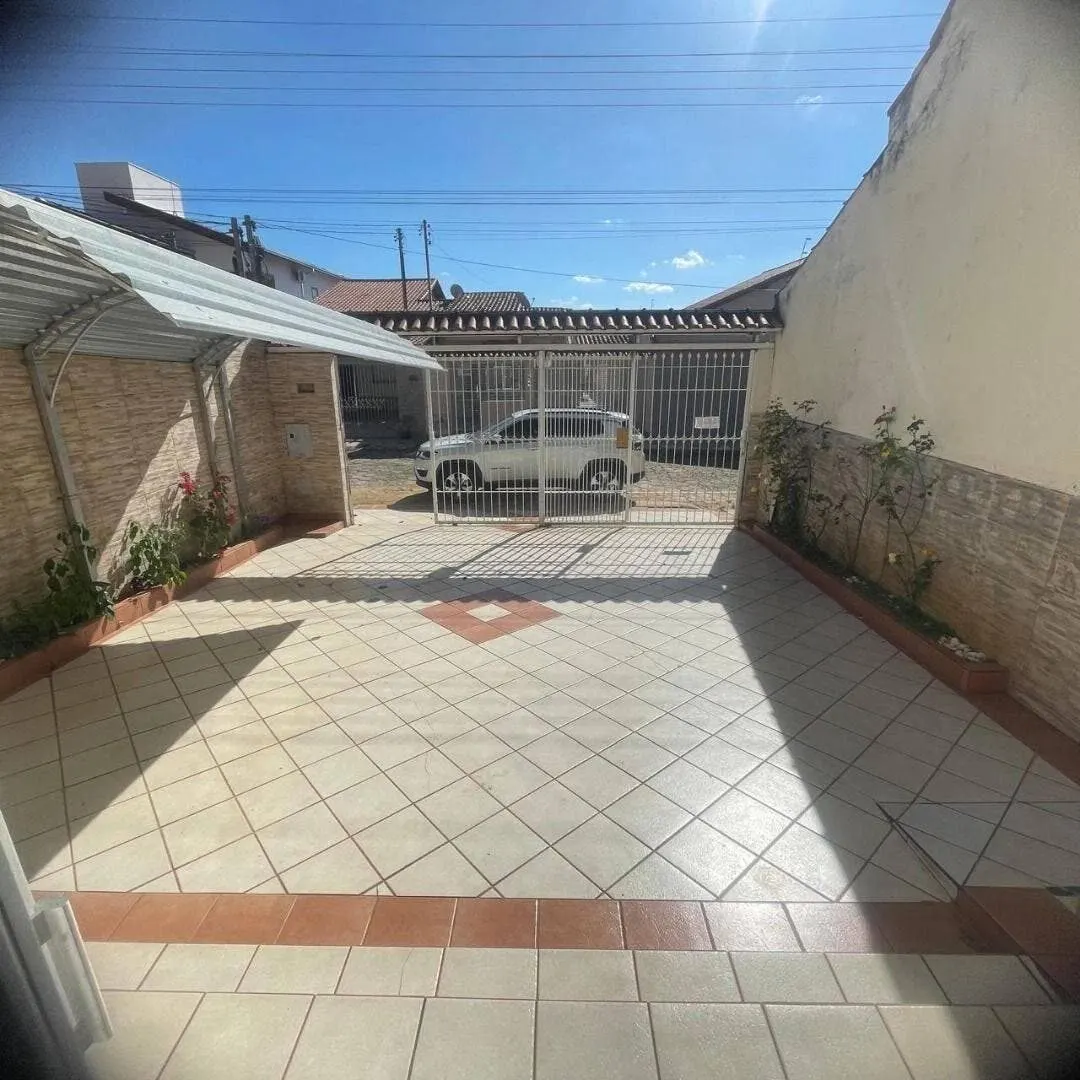 Foto 6 de Sobrado de 3 quartos (1 suíte) com área de churrasqueira e garagem, Medicina