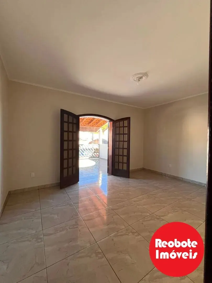 Foto 4 de Sobrado de 3 quartos com suíte e varanda ampla, Santa Rita de Cássia