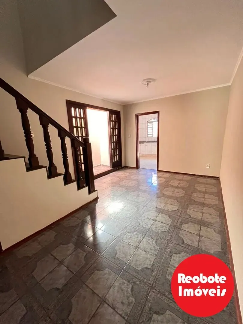 Foto 5 de Sobrado de 3 quartos com suíte e varanda ampla, Santa Rita de Cássia