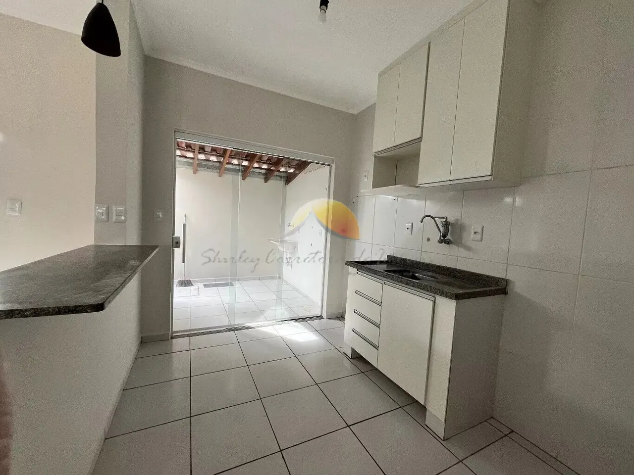 Foto 4 de Sobrado de 3 quartos (1 suíte) em condomínio fechado para alugar, Boa Vista