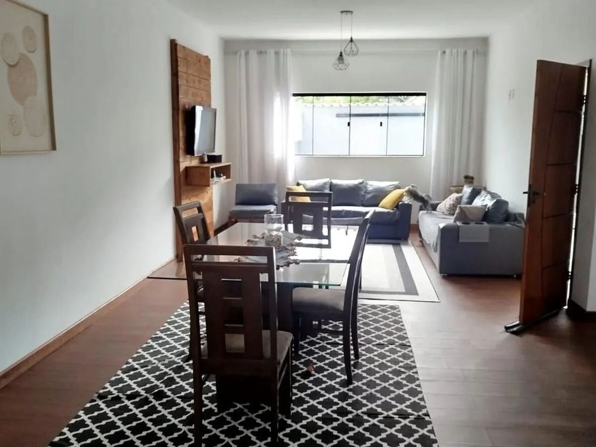 Foto 2 de Sobrado novo de 4 quartos (1 suíte com varanda) e vista da cidade, Cruzeiro