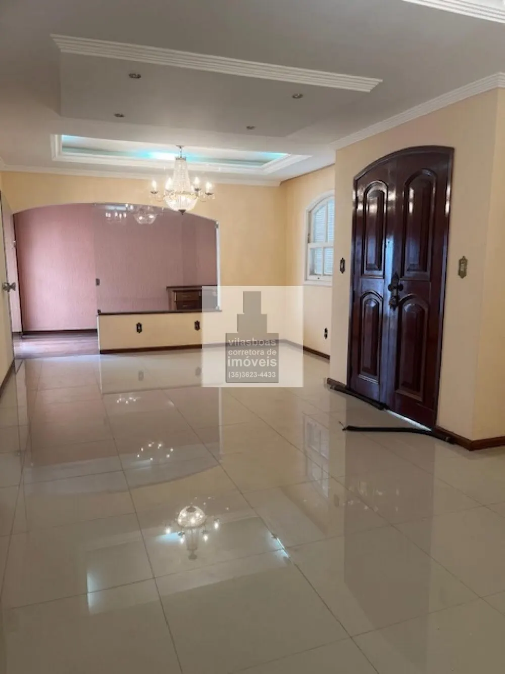 Foto 3 de Sobrado de 4 quartos (2 suítes) com sacadas, escritório e piscina, BPS