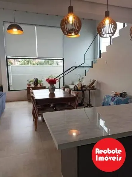 Foto 7 de Sobrado de 4 quartos (1 suíte) com piscina e cozinha com ilha, Parque Portugal