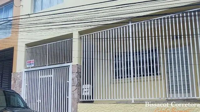 Foto 1 de Sobrado de 4 quartos (1 suíte) com duas salas, Centro
