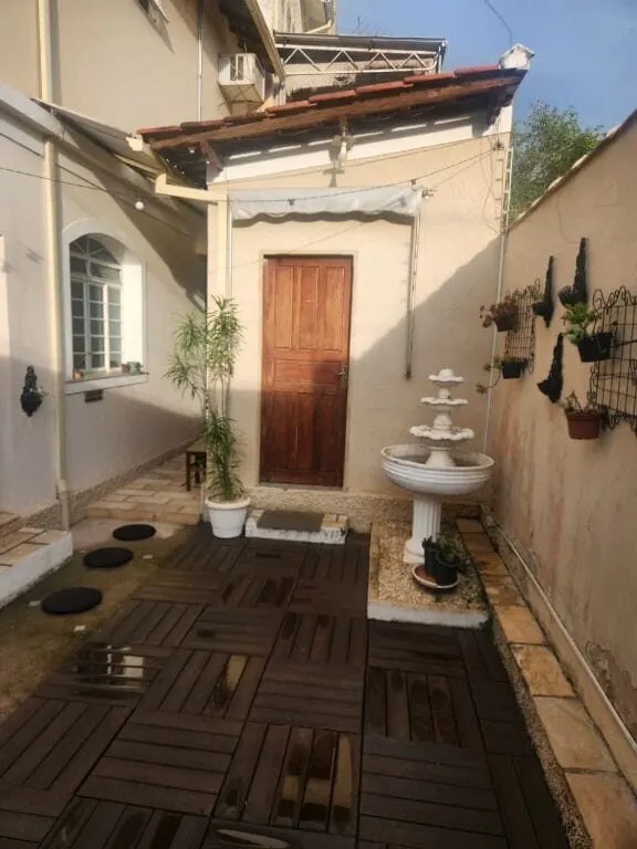 Foto 7 de Sobrado de 5 quartos com suíte externa e quintal privativo, Centro