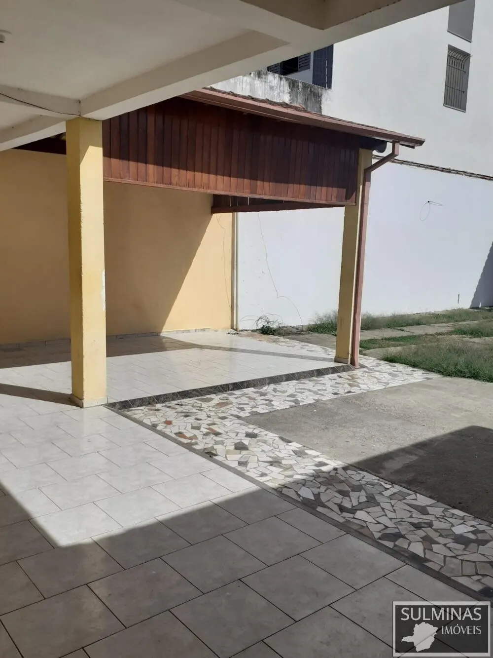 Foto 8 de Sobrado de 5 quartos (2 suítes) com varanda e edícula, Cruzeiro