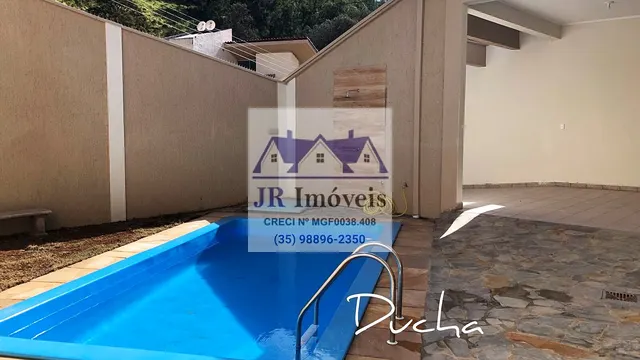 Sobrado de 5 suítes com piscina, churrasqueira e escritório, Pinheirinho