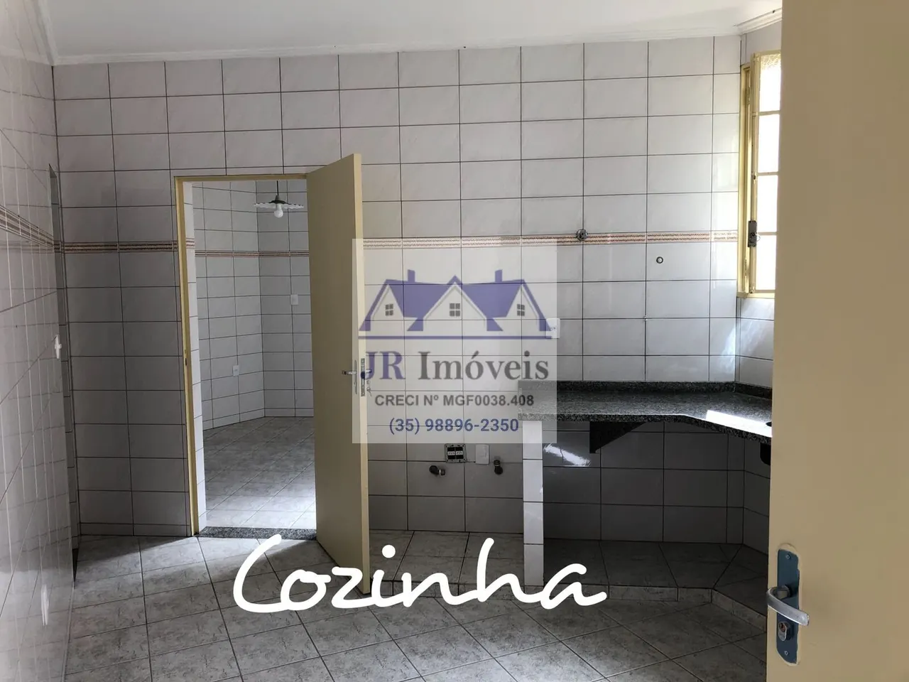 Foto 6 de Sobrado de 5 suítes com piscina, churrasqueira e escritório, Pinheirinho