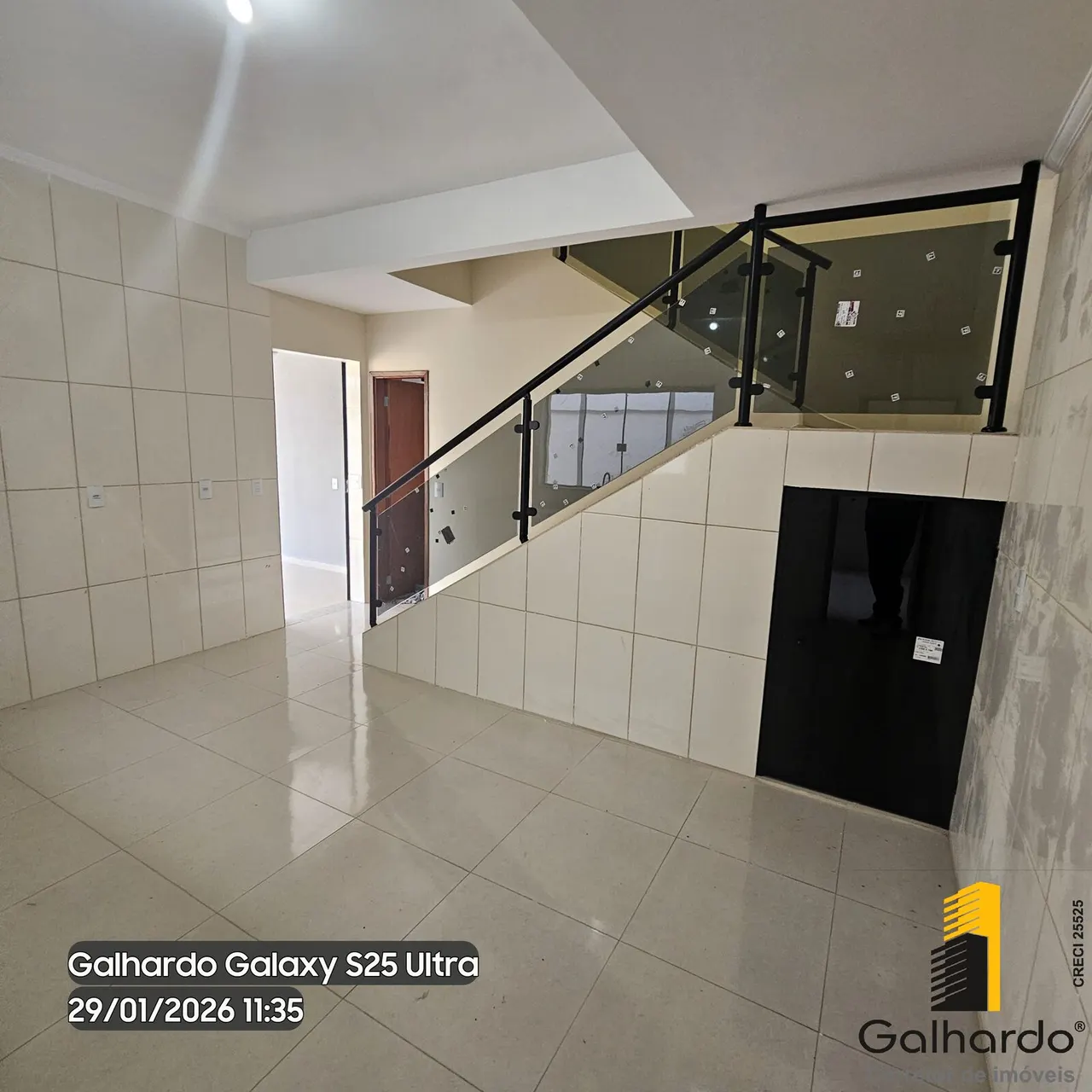 Foto 4 de Sobrado novo com 2 suítes e 2 vagas cobertas, Centro