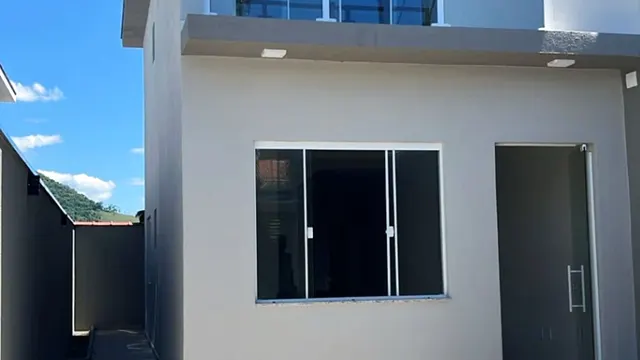 Foto 1 de Sobrado novo de 3 quartos com sacada, Colina Verde