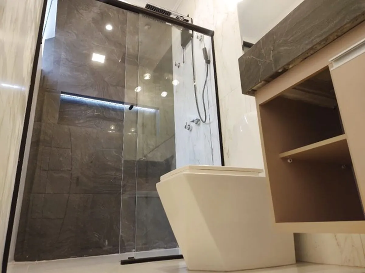 Foto 8 de Sobrado novo e mobiliado de 3 quartos com spa, closet e automação, Pinheirinho