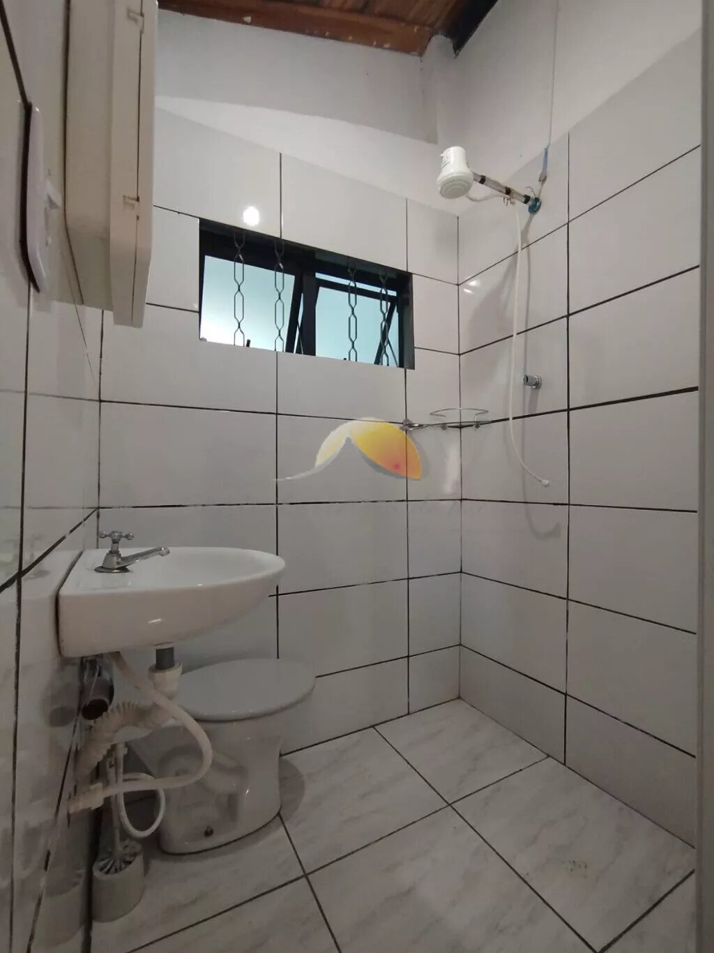 Foto 3 de Suíte com banheiro privativo e internet inclusa, perto da FEPI, Varginha