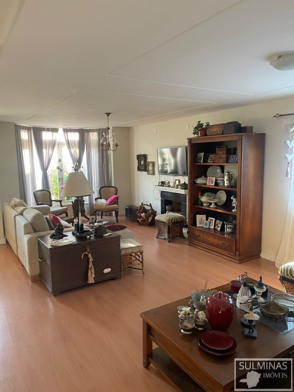 Foto 2 de Casa de 590 m² construídos no Pinheirinho, Itajubá-MG