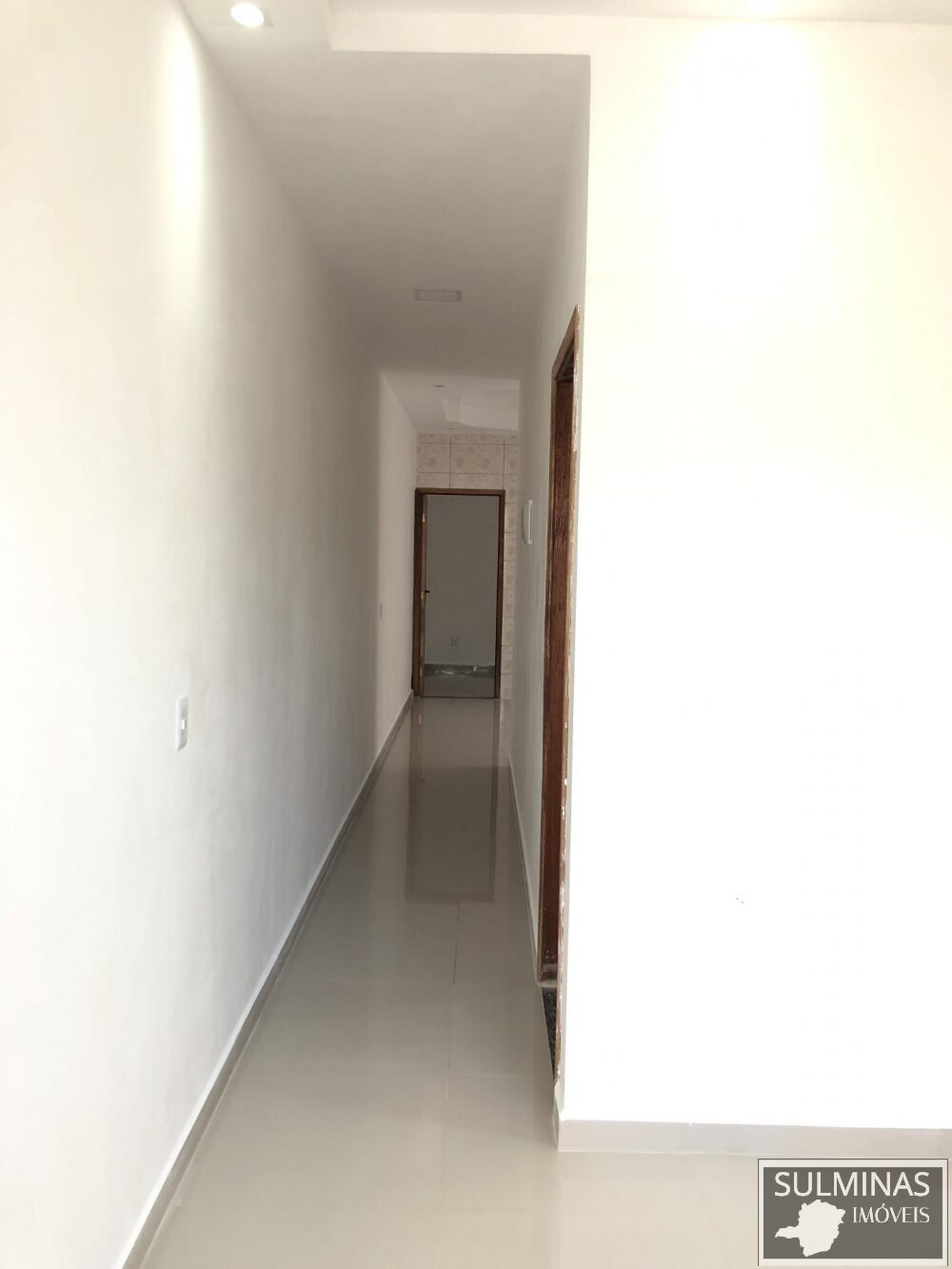 Foto 2 de Casa de 80 m² construídos em Anhumas, Itajubá-MG