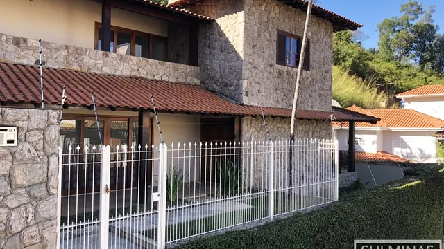 Foto 1 de Sobrado de 497 m² construídos no Morro Chic, Itajubá-MG