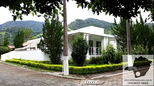 Foto 1 de Casa de 520 m² construídos na Santa Rosa, Itajubá-MG