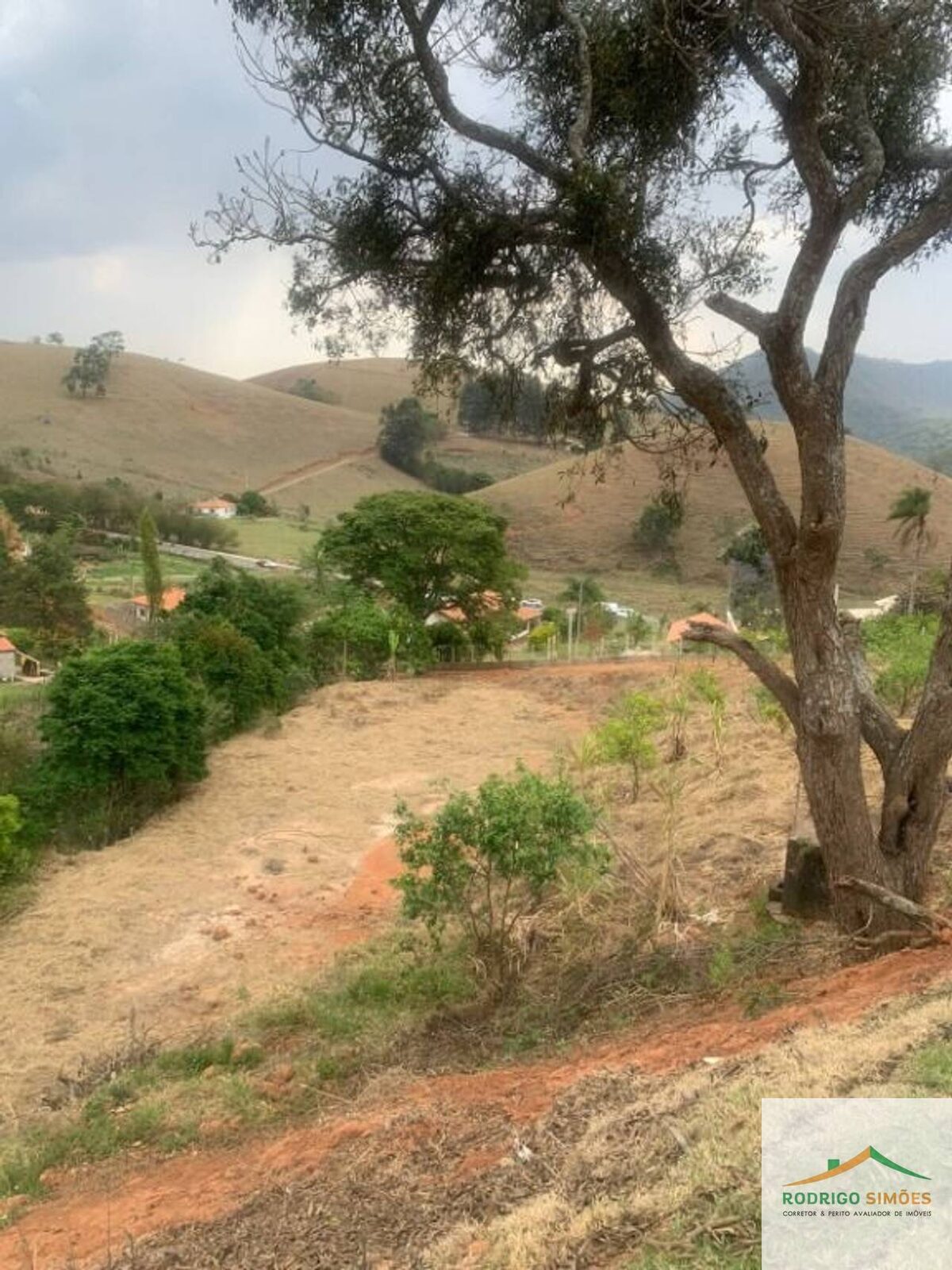 Foto 4 de Terreno de 761 m² no Morro Chic, Itajubá