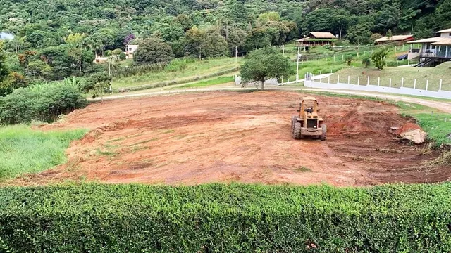 Foto 1 de Terreno de 3.308 m² em Morro Grande