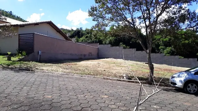 Foto 1 de Terreno de 364,67 m² no Residencial Araucária