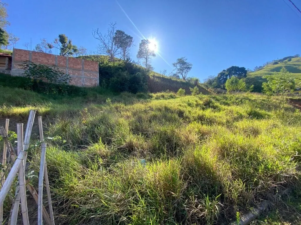 Foto 2 de Terreno de 200 m², lote 03 da quadra C, Anhumas