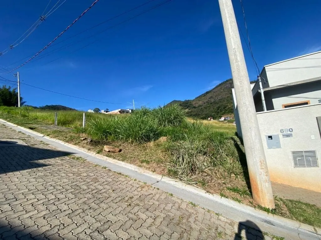 Foto 2 de Terreno de 210 m², lote 01 da quadra E, Vale das Hortênsias