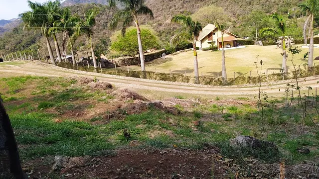 Foto 1 de Terreno de 23.478 m² em residencial com guarita e projeto aprovado, Mato Dentro