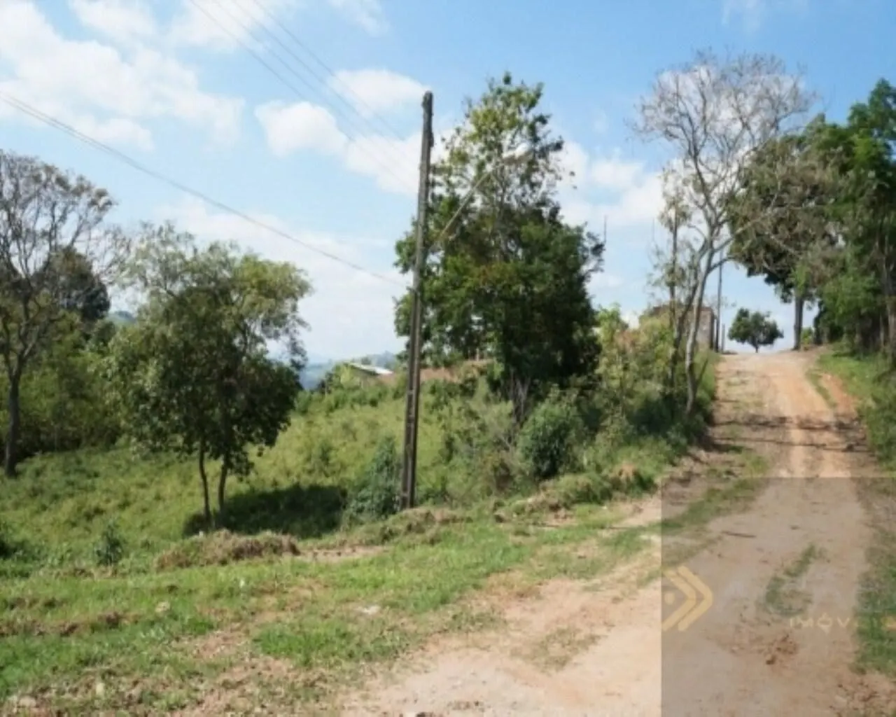 Foto 2 de Lote de 388 m² com documentação ok, Jardim Alterosa