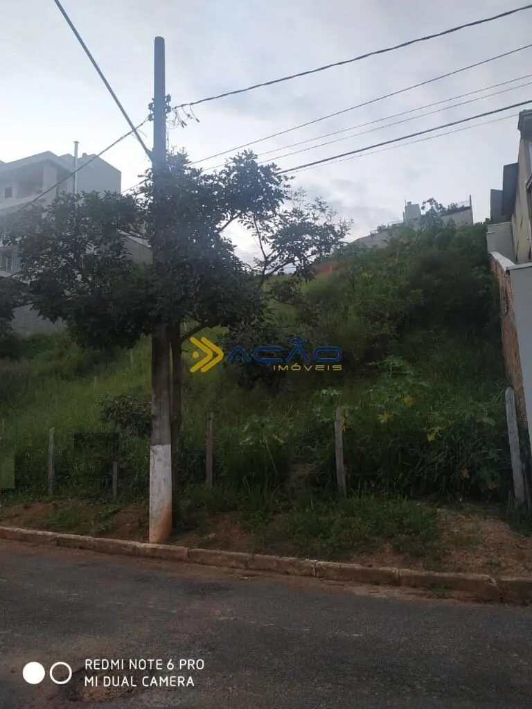 Foto 2 de Terreno de 510 m² na Rua Luiz Gonzaga Salomon, Pinheirinho