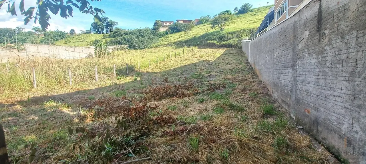 Foto 3 de Terreno com 648 m², boa topografia e vista, Pinheirinho