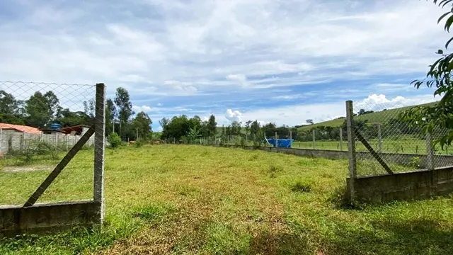 Foto 1 de Terreno plano de 1.112 m² cercado na Estrada do Pessegueiro, Pessegueiro