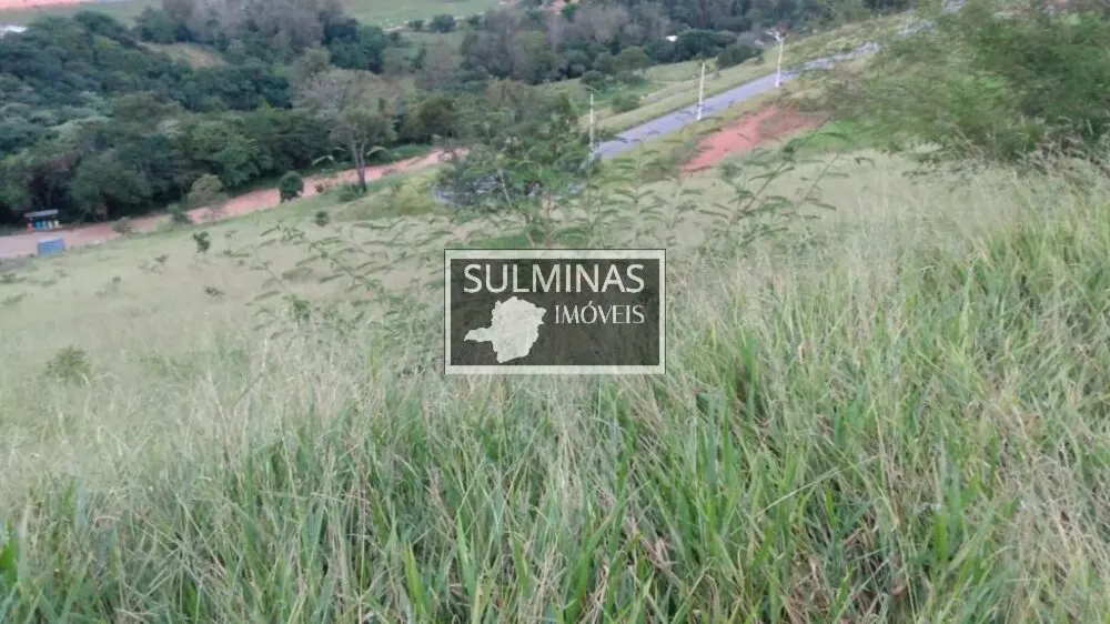 Foto 2 de Terreno de 1.120 m² com calçamento e energia, perto de empresas, Nações